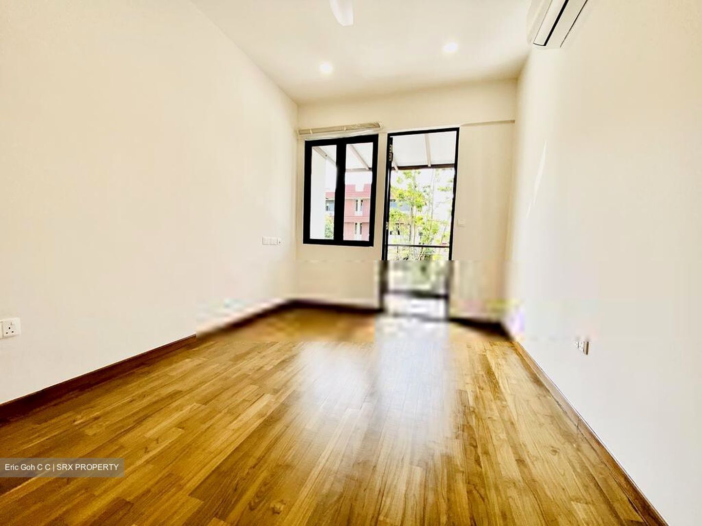 Neo Pee Teck Lane (D5), Terrace #399639431